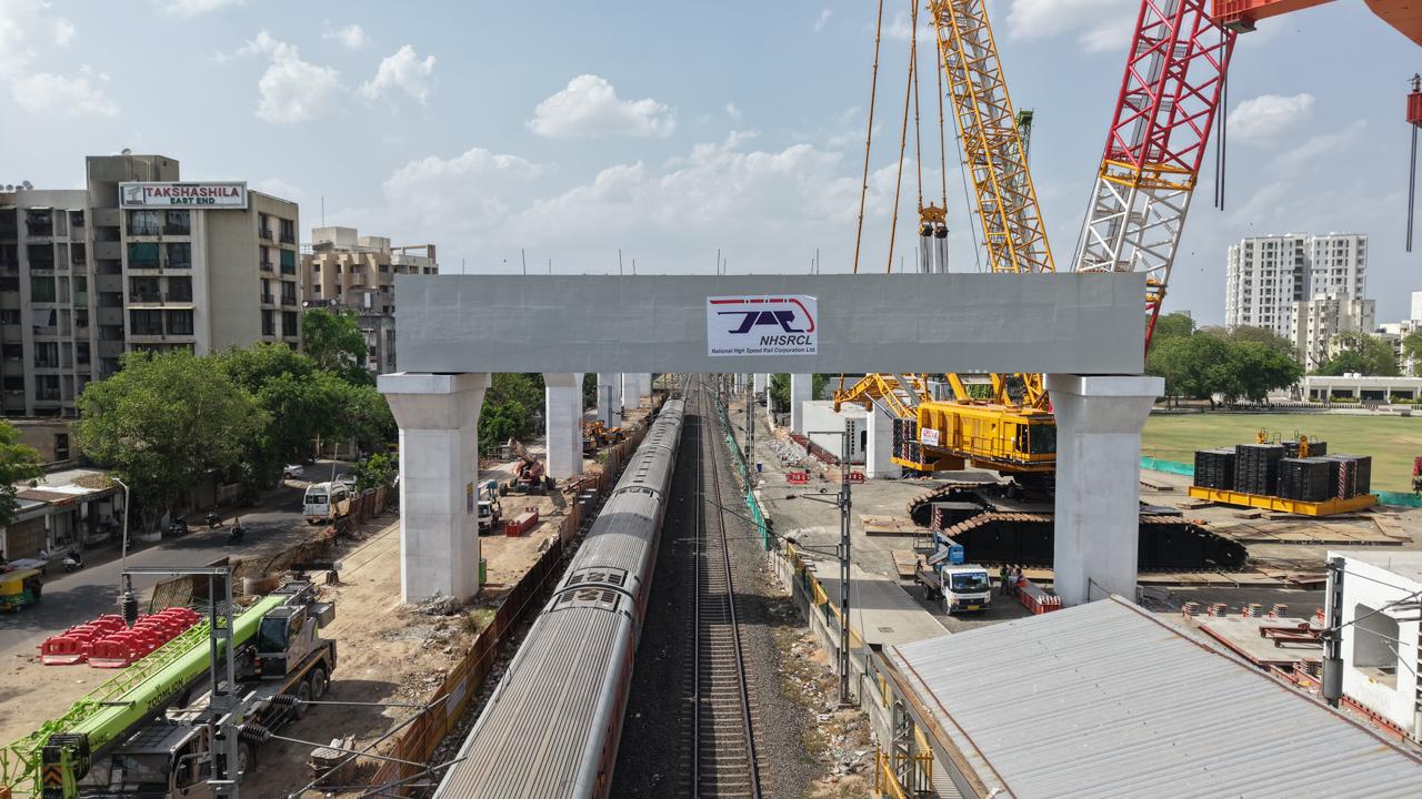 Heaviest portal beam launched over Indian Railway tracks in Ahmedabad on 8th April 2026